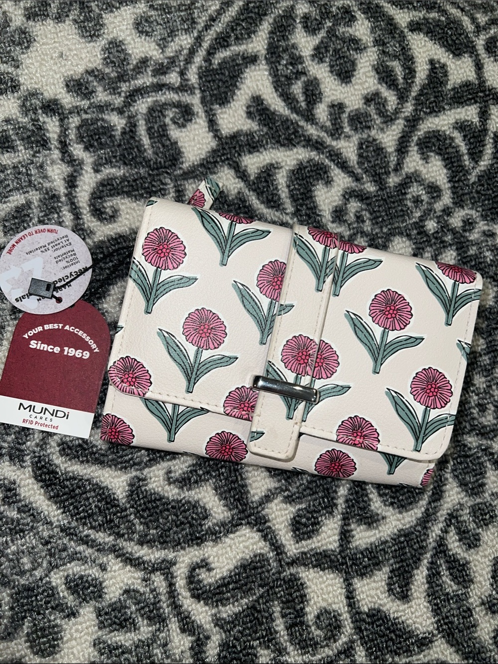 Mundi Cares Floral Wallet